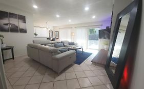 The Hathaway Suites Los Angeles  United States Of America